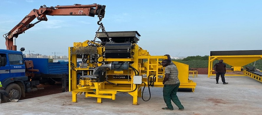 Machine-a-parpaing-pave-bordure-hourdis-machine-a-parpaing